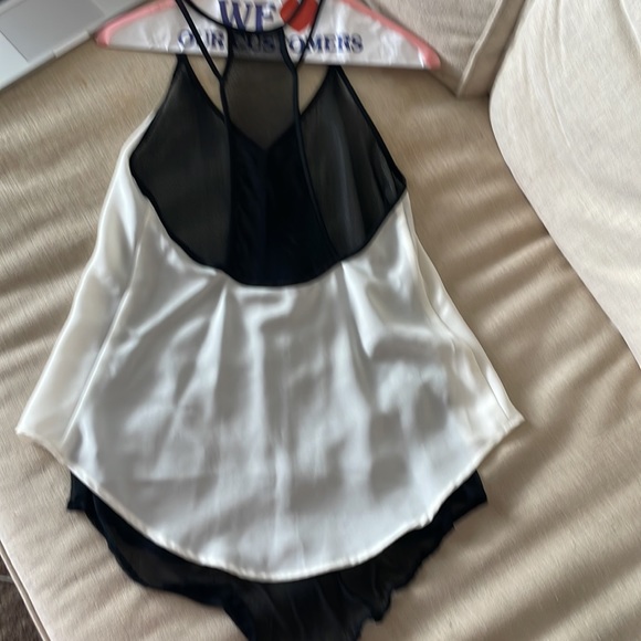 Top - Picture 3 of 3